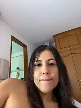 manuela star online show from May 23, 8:07 pm