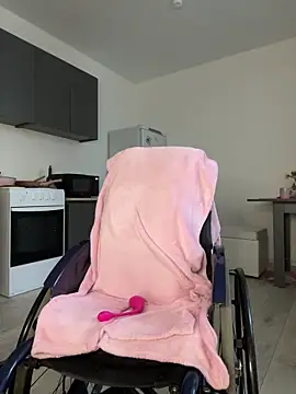 MiniSophiaa online show from November 22, 7:22 am