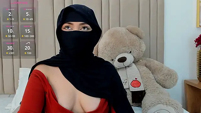 izadii online show from February 20, 6:42 pm