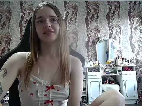 samanta55555 online show from June 19, 9:02 am