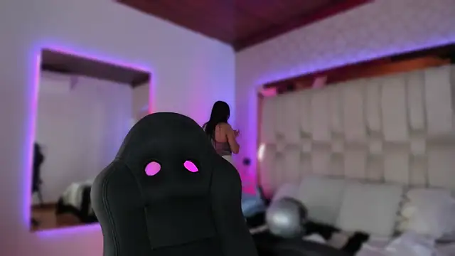 Kleverly Manson1 online show from October 22, 8:14 pm