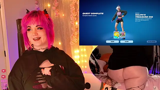 Angel-Lewd-Cake online show from November 13, 7:40 am