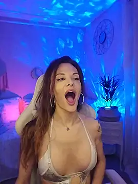Luna Kitanna online show from July 5, 8:09 am