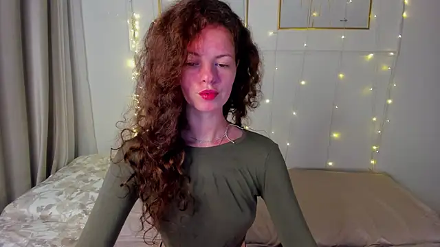 RubyAttwood online show from November 11, 2:18 am