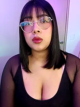 AlexaKimm online show from September 13, 3:53 pm