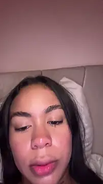 IsabelaVanegas  online show from November 12, 5:22 pm