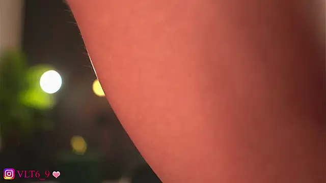 Angel-Barbie online show from December 18, 12:04 am