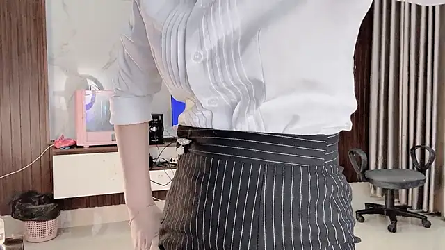 Mono-Stewardesss online show from November 1, 12:53 pm