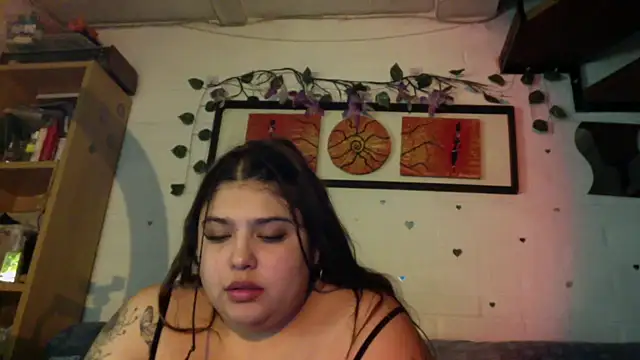 dreamgirl sweet online show from July 3, 3:34 am