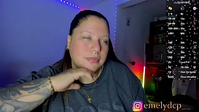 mariana maze online show from April 14, 2:00 am