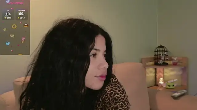 were-Naughty online show from April 28, 1:26 pm