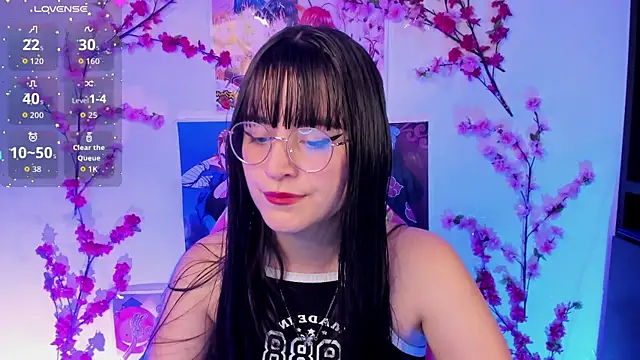 Snapshot of honeykitty_777 chatting on October 17, 3:21 am honeykitty 777 online show from October 17, 3:21 am