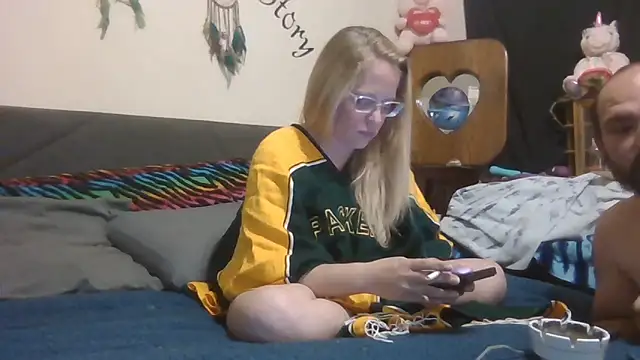 Toybox13 Pika online show from November 11, 1:45 am