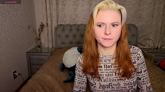 rocky foxy online show from October 30, 10:33 pm