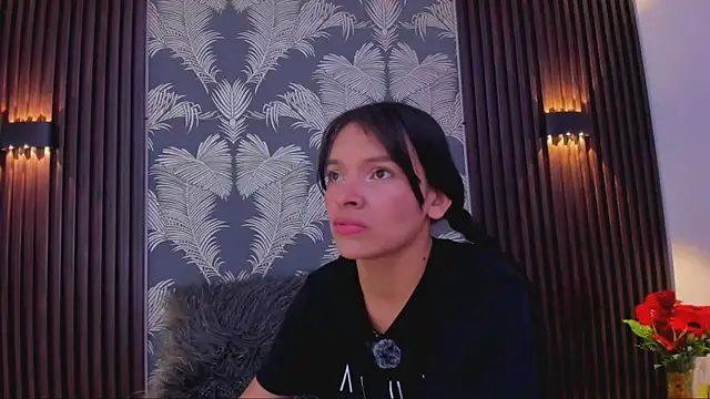 Snapshot of _shantal_smith chatting on September 26, 5:10 pm shantal smith online show from September 26, 5:10 pm