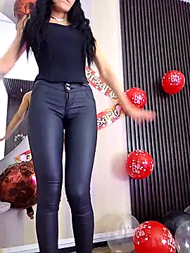 Snapshot of _shantal_smith chatting on September 12, 5:53 pm shantal smith online show from September 12, 5:53 pm