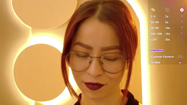 Snapshot of rosse_98_ chatting on October 6, 2:56 pm rosse 98 online show from October 6, 2:56 pm