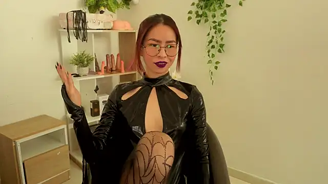 Snapshot of rosse_98_ chatting on September 17, 2:04 pm rosse 98 online show from September 17, 2:04 pm