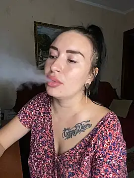 Roxana Bell online show from July 29, 8:53 pm