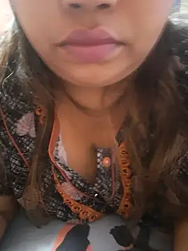 Snapshot of Ravina_patil1 chatting on October 7, 10:52 am Ravina patil1 online show from October 7, 10:52 am