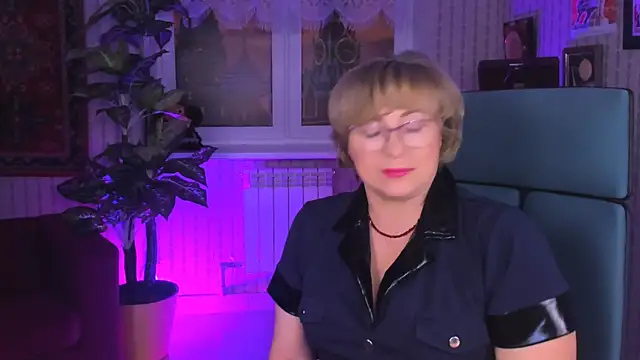 Snapshot of sugar_vivien chatting on September 11, 1:33 pm sugar vivien online show from September 11, 1:33 pm