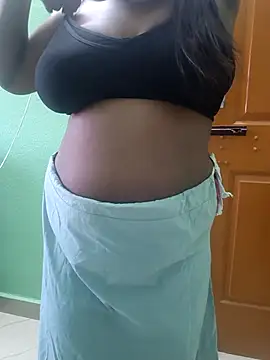 Snapshot of tamil_monasexy chatting on October 6, 1:00 am tamil monasexy online show from October 6, 1:00 am
