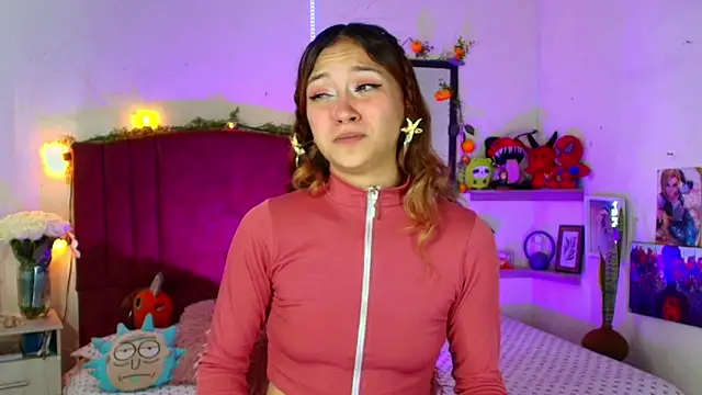 alisson zafiro  online show from February 9, 3:42 am