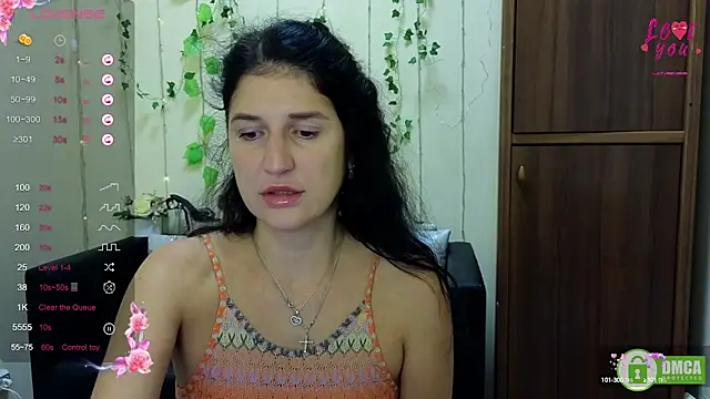 Alianna Solo Kisses online show from September 18, 11:42 am