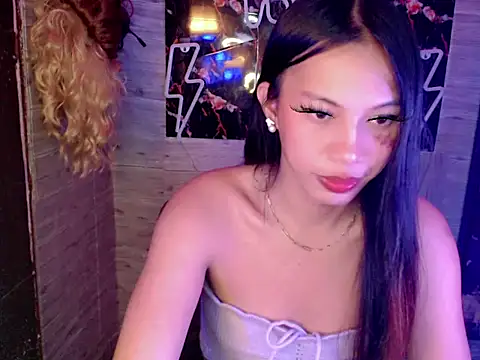 Snapshot of whiteladyboy chatting on September 28, 4:19 am whiteladyboy online show from September 28, 4:19 am