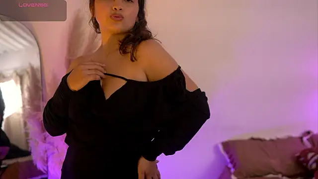 lirio05 online show from February 13, 8:10 pm