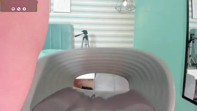 Snapshot of goddess_kianna chatting on September 11, 4:35 am goddess kianna online show from September 11, 4:35 am