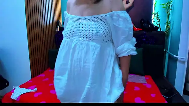 Lilly hott online show from October 23, 6:36 pm