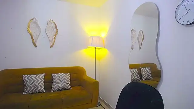 paolunaa online show from November 21, 12:56 am