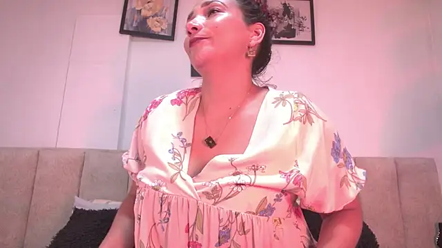 Snapshot of amber_demons2021 chatting on October 18, 10:55 pm amber demons2021 online show from October 18, 10:55 pm
