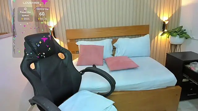 luciana ballesteros  online show from March 11, 12:31 pm