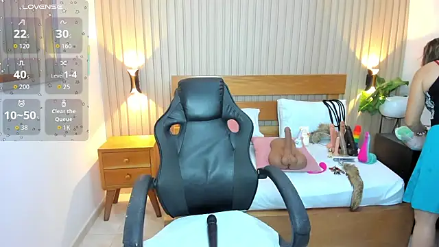 luciana ballesteros  online show from March 24, 12:10 pm