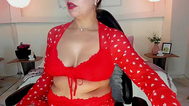 RamonaSimons online show from January 16, 9:44 pm