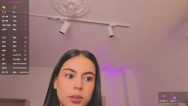 Snapshot of Aleejaa__ chatting on September 30, 12:11 pm Aleejaa online show from September 30, 12:11 pm