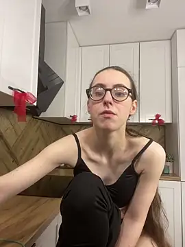 MartiniiSelenna online show from December 22, 7:22 am