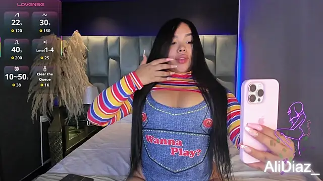 Snapshot of MarianaGarciaa__ chatting on September 23, 7:45 pm MarianaGarciaa online show from September 23, 7:45 pm