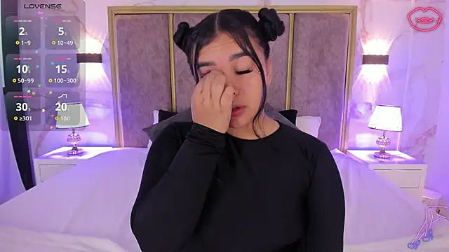 Snapshot of MarianaGarciaa__ chatting on September 26, 8:28 pm MarianaGarciaa online show from September 26, 8:28 pm
