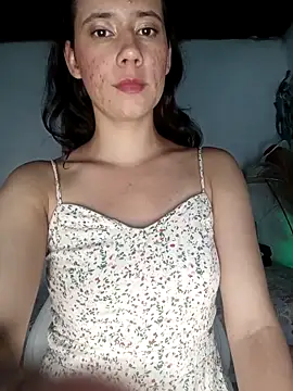 lovely kitt online show from March 25, 3:45 am