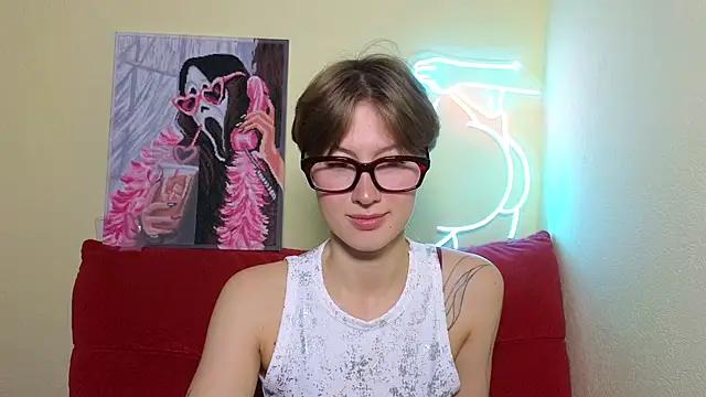 Snapshot of MalvinaBlum chatting on September 19, 2:10 am MalvinaBlum online show from September 19, 2:10 am