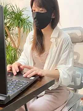 Snapshot of Annabody chatting on October 13, 3:58 pm Annabody online show from October 13, 3:58 pm