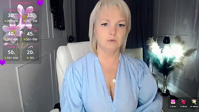 Juarnea online show from October 20, 1:58 pm