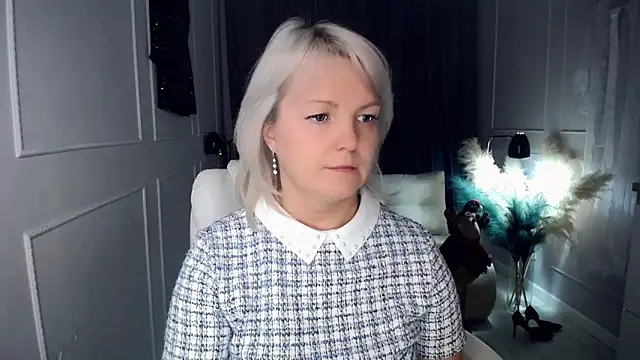 Juarnea online show from December 3, 12:40 pm