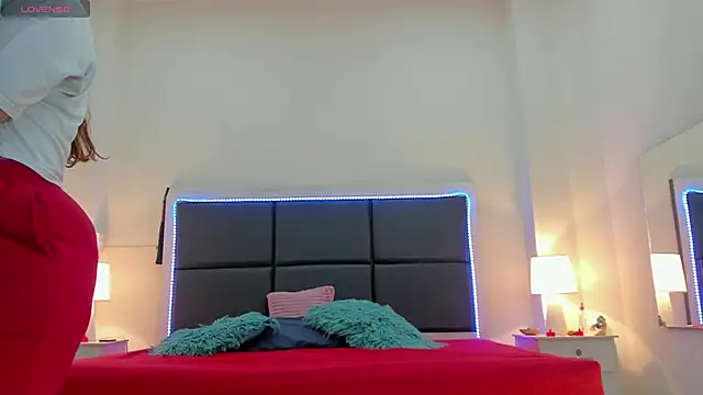 Snapshot of Aslhyn_Gomez chatting on October 6, 5:29 pm Aslhyn Gomez online show from October 6, 5:29 pm