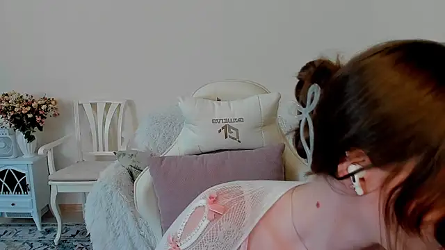 MishkaMe online show from June 6, 2:56 pm