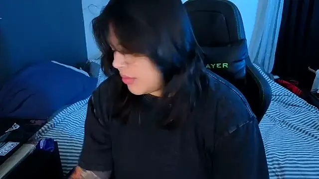 miacanela xo online show from April 25, 1:08 am