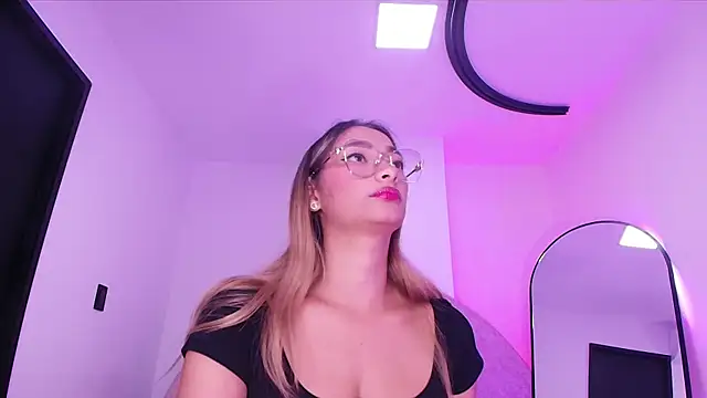 vale ross  online show from December 16, 3:12 am